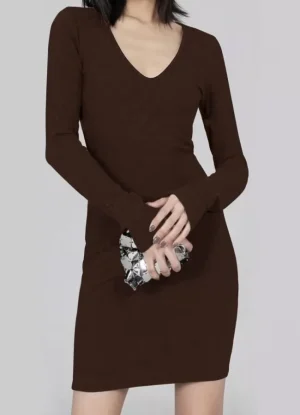 φόρεμα πλεκτό mini με V ντεκολτέ – Καφέ